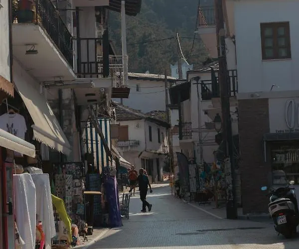 Amaya Pine Panagia (Thasos)